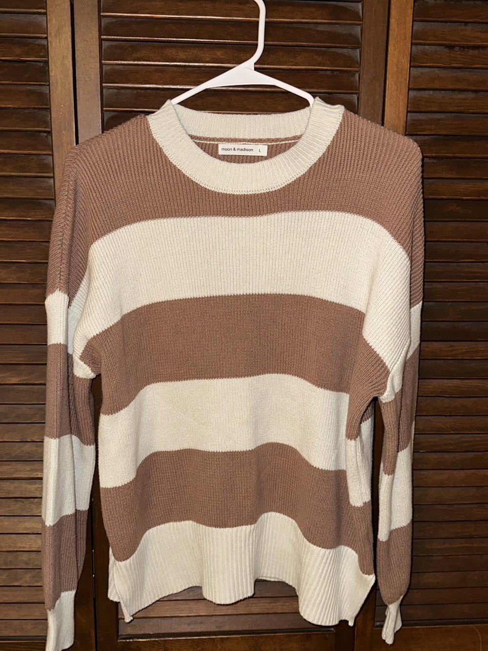 Moon & Madison Women’s Cream and Brown Striped Crewneck Sweater